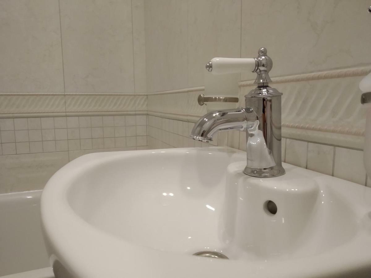 Vip Apartament Gomel Apartment ภายนอก รูปภาพ